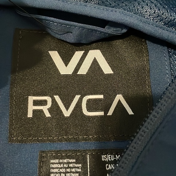 RVCA navy rain jacket - Picture 6 of 8